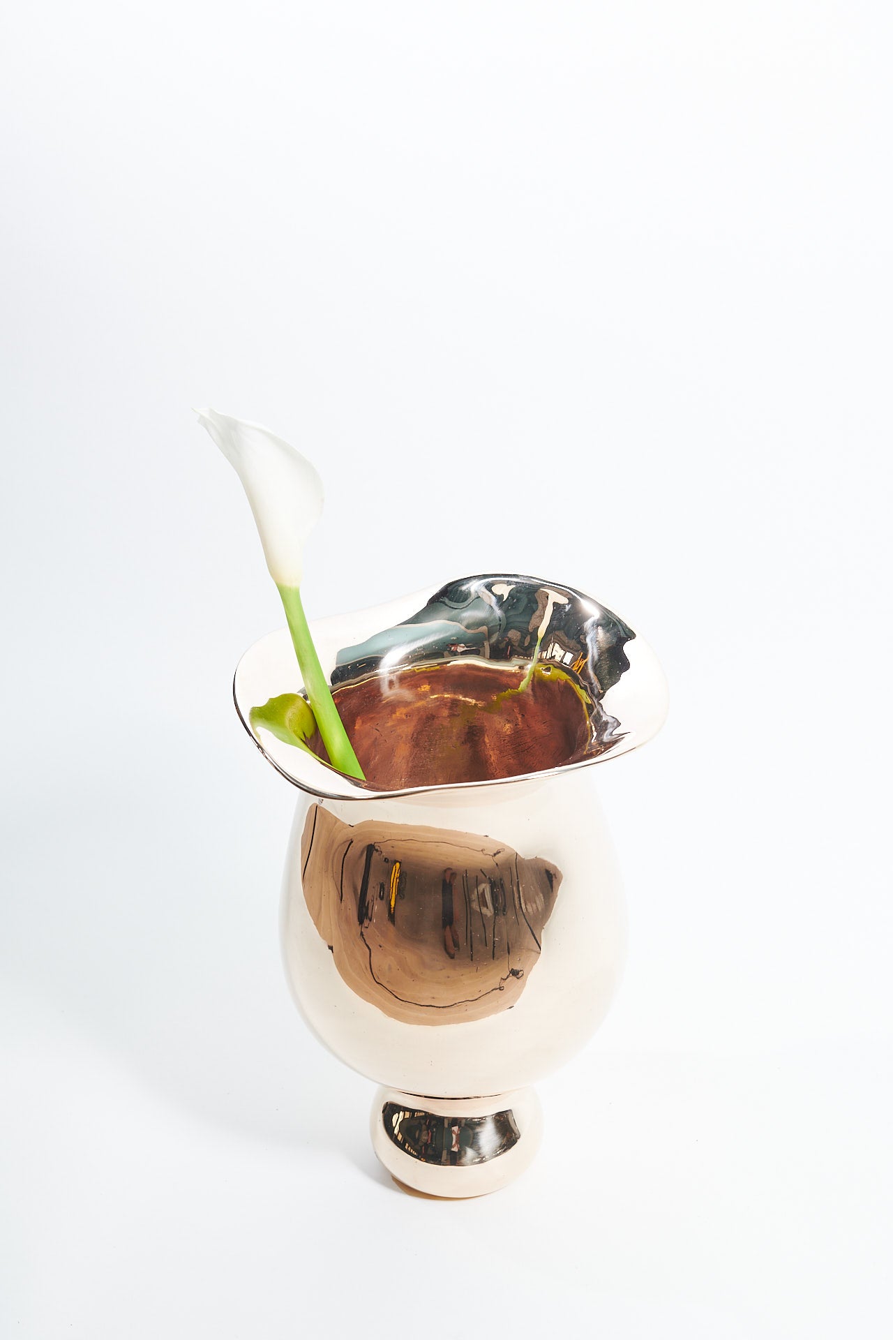 The Bronze Vase Mega