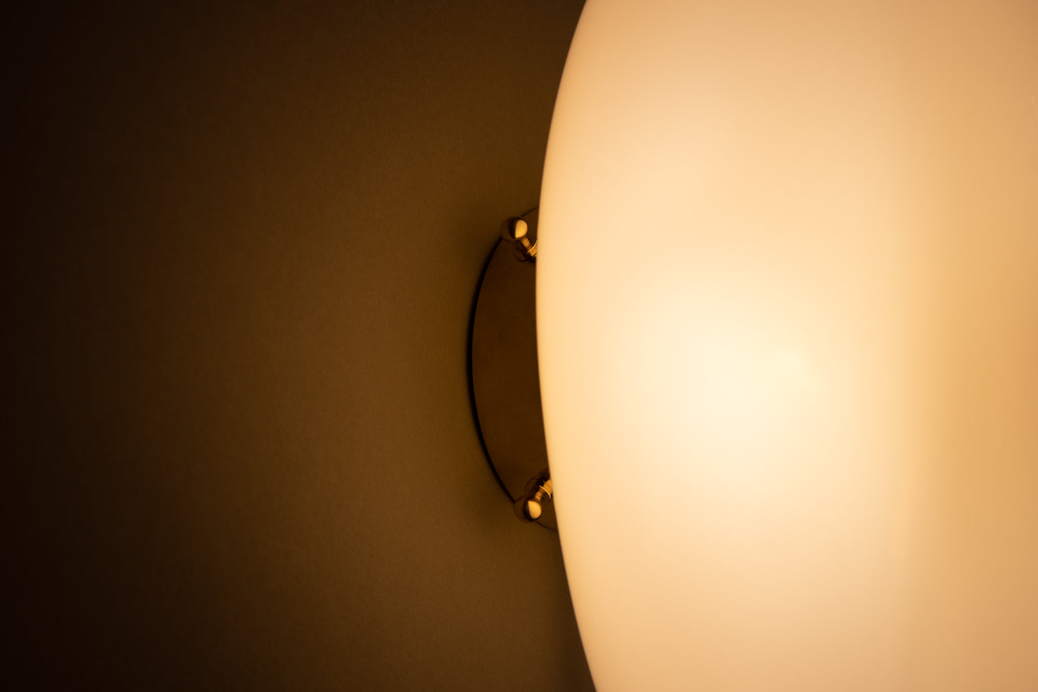 Bon Bon Wall Lamp